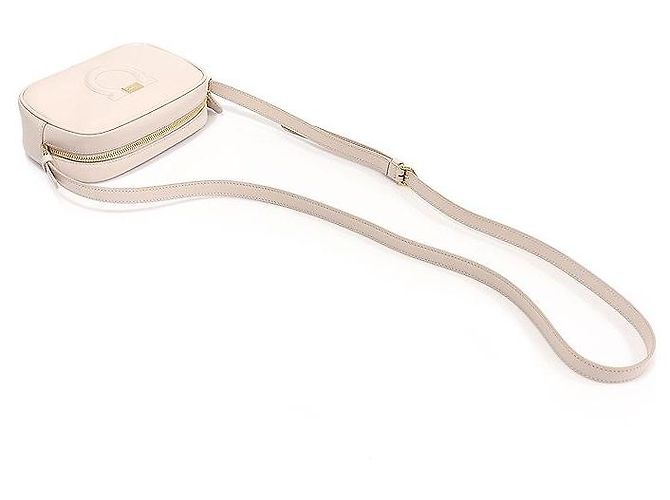 Salvatore Ferragamo Mini borsa a tracolla Gancini Camera City in pelle avorio Bianco - vista 4