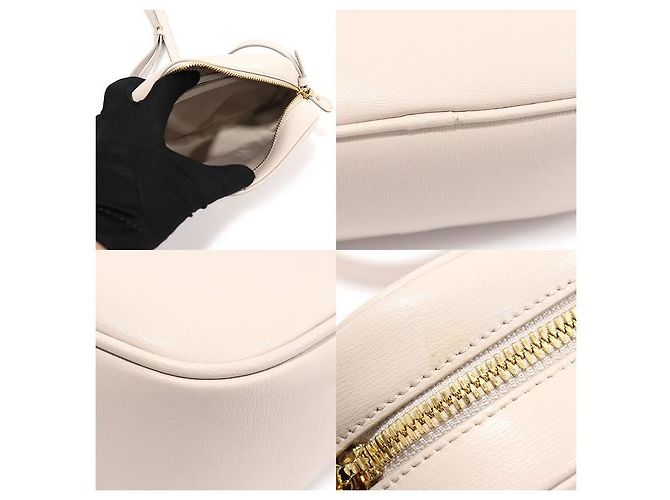 Salvatore Ferragamo Mini borsa a tracolla Gancini Camera City in pelle avorio Bianco - vista 6