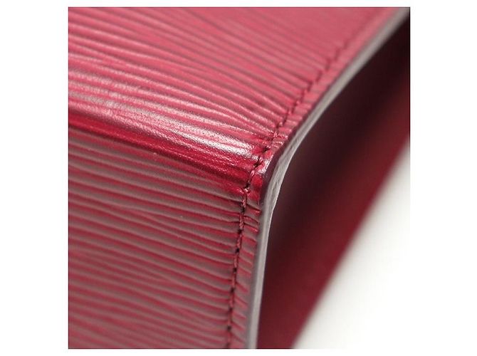 Louis Vuitton Beauty Case e Clutch in Pelle Epi Fuchsia Rosso - vista 6