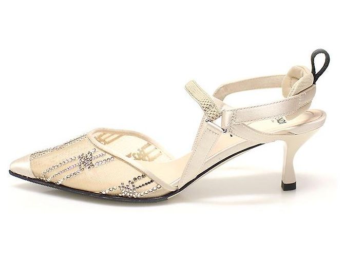 Fendi Slingback con tacco medio in mesh rosa con ricamo di colibrì e strass - vista 4