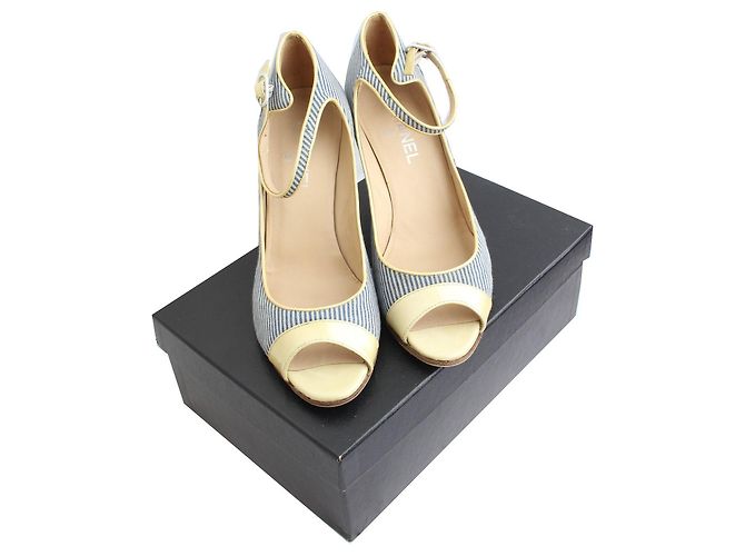 Chanel Scarpe a righe con cinturino alla caviglia Multicolore - vista 5