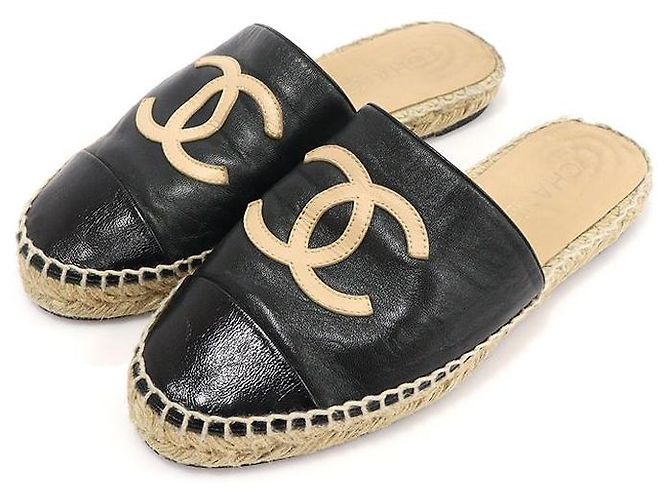 Chanel Mule espadrille da donna in agnello e vitello lucido bicolore nero e beige Marrone - vista 4