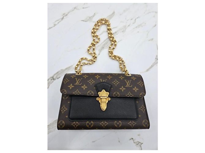 Louis Vuitton Victorine Monogram Schultertasche Braun - vista 21