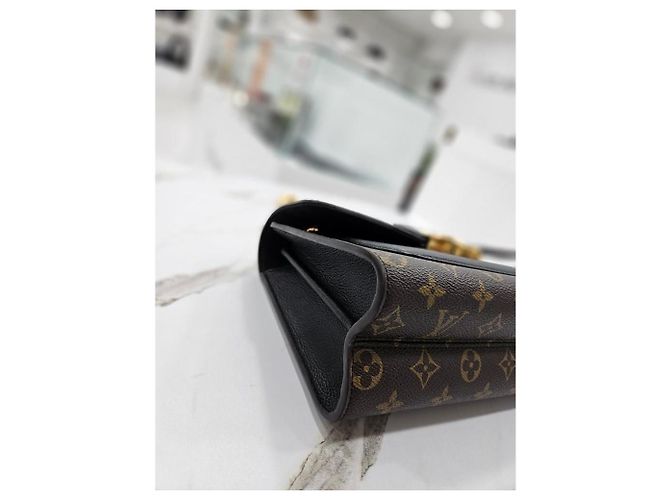 Louis Vuitton Victorine Monogram Schultertasche Braun - vista 23