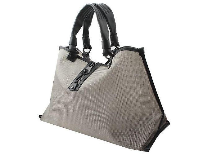 Moncler Großer Mesh-Tote-Bag mit Besatz aus Kalbsleder Schwarz - Ansicht 2