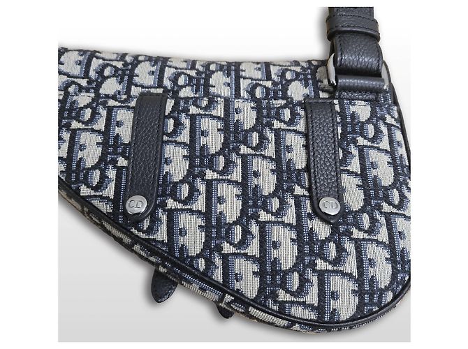 Dior Mini borsa saddle in jacquard Oblique Marrone - vista 14