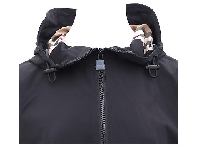 Burberry Giacca con cappuccio nera con coulisse Nero - vista 2