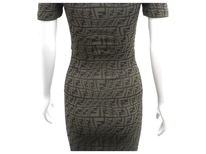 Fendi Vestido de punto Juka de manga corta FF Castaño - vista 16