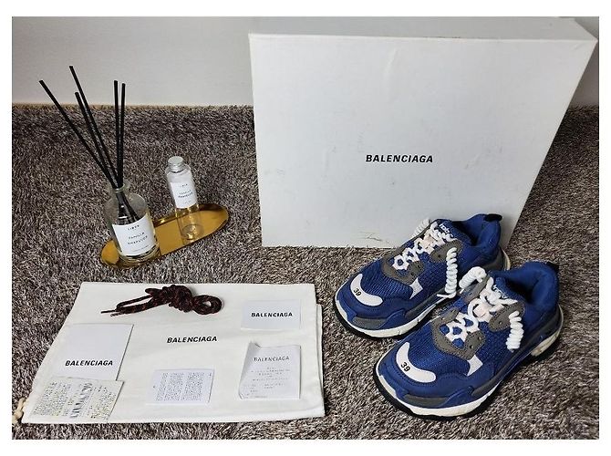 Balenciaga Triple Blu - vista 2