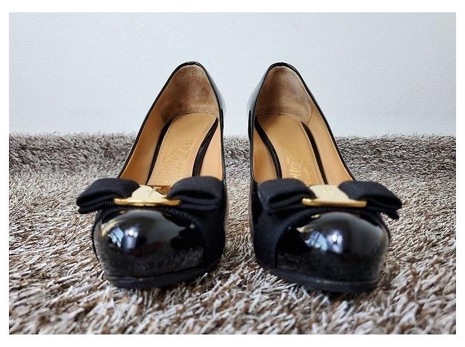 Salvatore Ferragamo Décolleté Pimpa Gold Ribbon Black Nero - vista 3