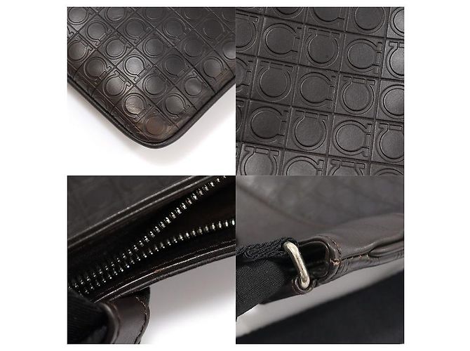 Salvatore Ferragamo Bolsa transversal de couro de bezerro granulado marrom escuro com Gancini - vista 6