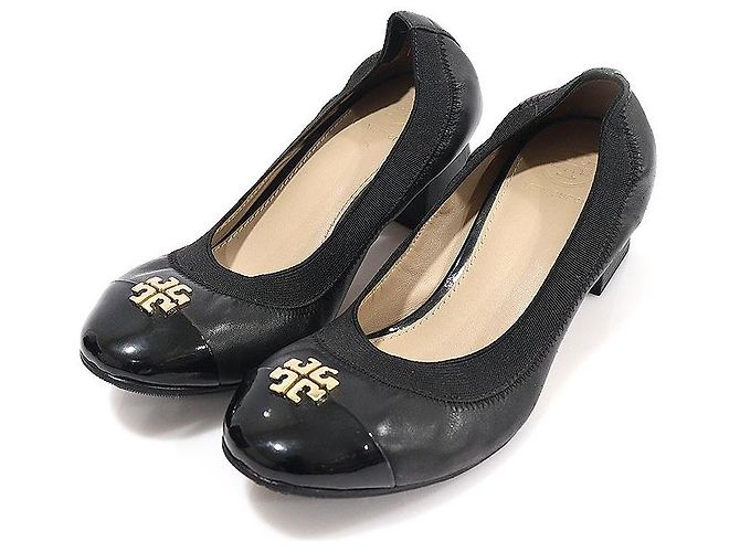 Tory Burch JOLIE Block Heel Pumps aus schwarzem Lack-Lammleder - Ansicht 2