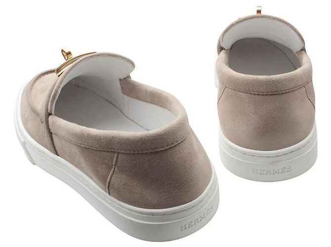 Hermès Kelly Loafer aus taupefarbenem Wildleder und Roségold Braun - Ansicht 5