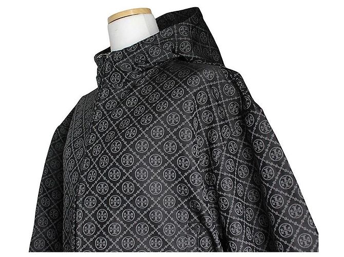 Tory Burch Kurze Kapuzenjacke mit Logo-Muster in Anthrazitgrau Braun - Ansicht 4