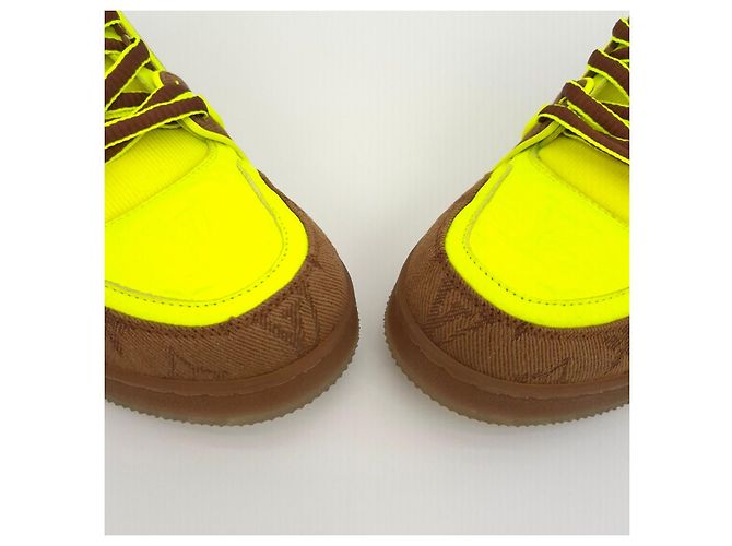 Louis Vuitton Baskets Trainer Marron - vue 3
