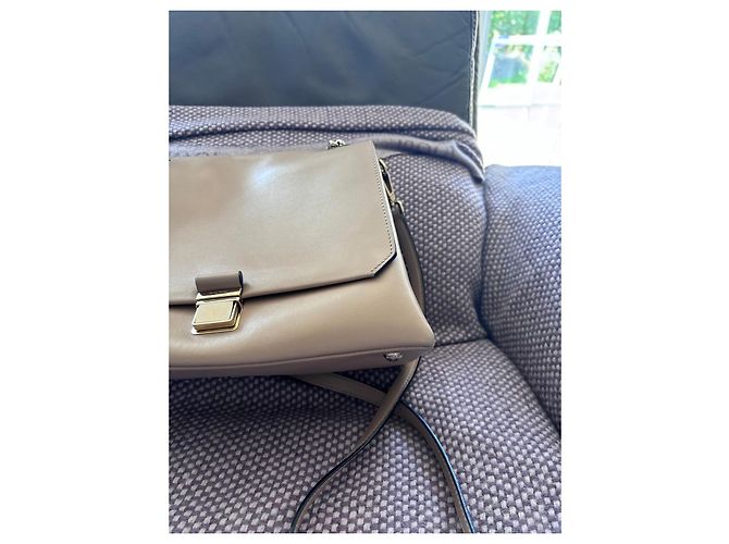 Miu Miu Borsa in pelle beige - vista 9