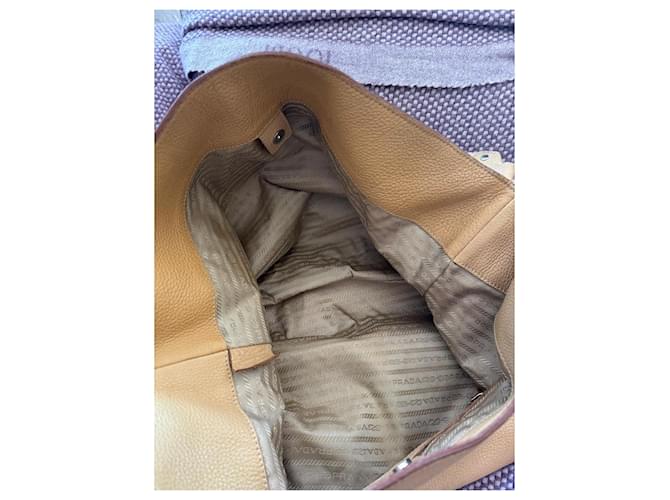 Prada Borsa Hobo in pelle Beige - vista 13
