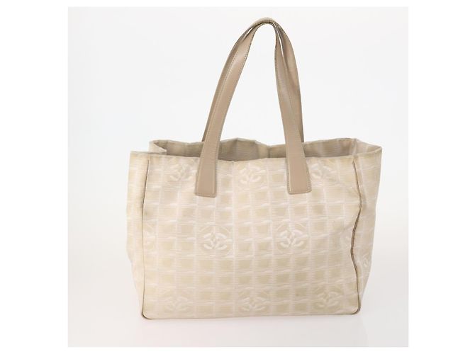CHANEL Nuova linea di borse Tote in nylon 3 Set Nero Beige CC Auth BA12660 - vista 2