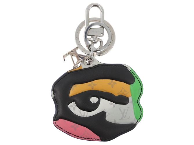 LOUIS VUITTON Monogram LV Portrait Charm M01402 LV Auth 181295M Monogramma - vista 13