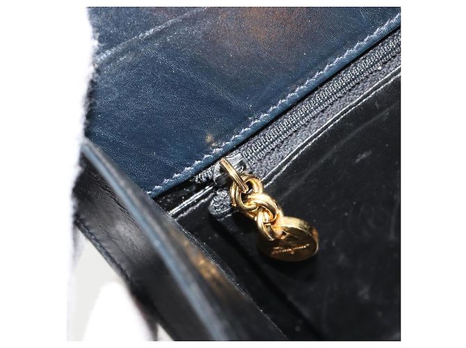 Borsa a tracolla Salvatore Ferragamo Gancini in catena di pelle blu navy e oro Auth 181133 D'oro - vista 20