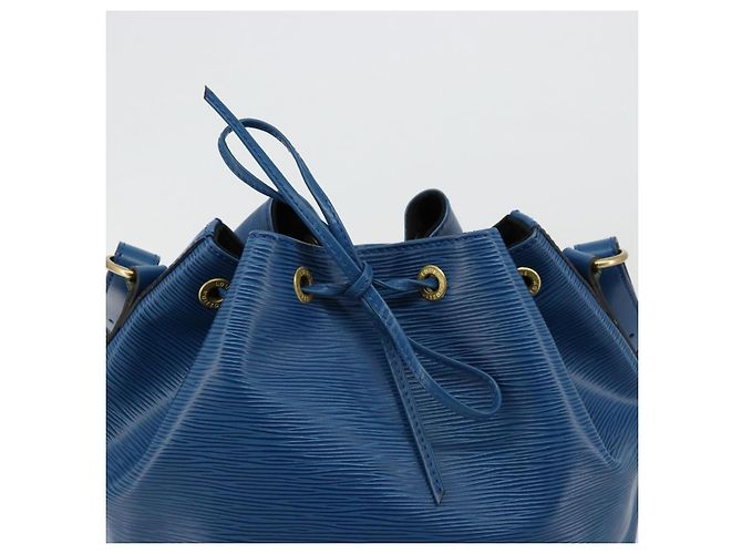 Borsa a Spalla LOUIS VUITTON Epi Petit Noe Blu M44105 LV Auth 180613A - vista 10