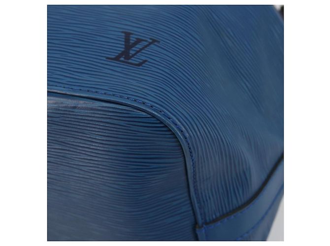 Borsa a Spalla LOUIS VUITTON Epi Petit Noe Blu M44105 LV Auth 180613A - vista 9