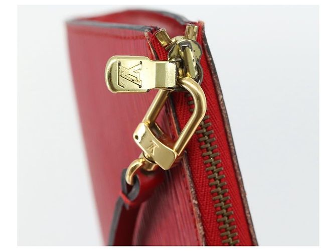 LOUIS VUITTON Epi Pochette Accessoires Pochette Rossa M52947 LV Auth 181376 Rosso - vista 10