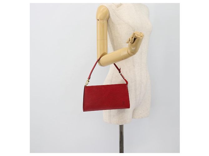 LOUIS VUITTON Epi Pochette Accessoires Pochette Rossa M52947 LV Auth 181376 Rosso - vista 20