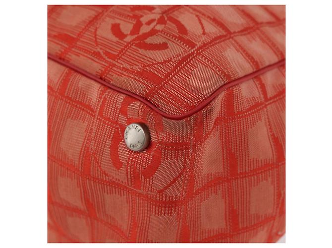 CHANEL Nuova Borsa Tote Travel in Nylon Rosso Argento CC Auth BA12813 - vista 15