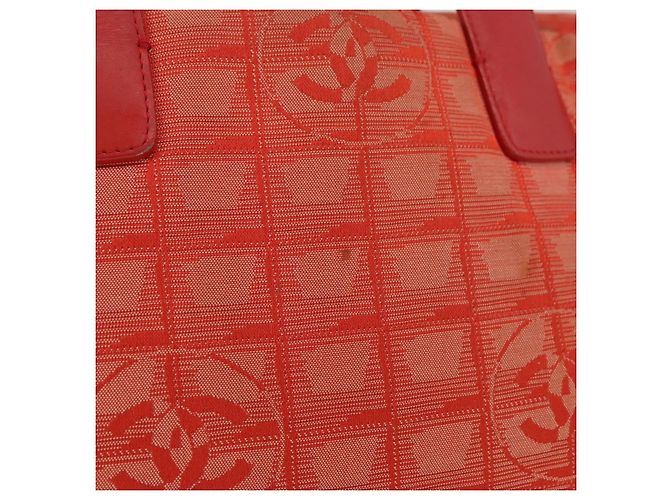 CHANEL Nuova Borsa Tote Travel in Nylon Rosso Argento CC Auth BA12813 - vista 4