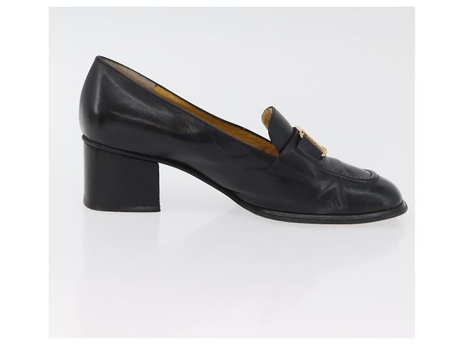 Mocassini FENDI in pelle 36 1/2 Nero Auth 179329 - vista 21