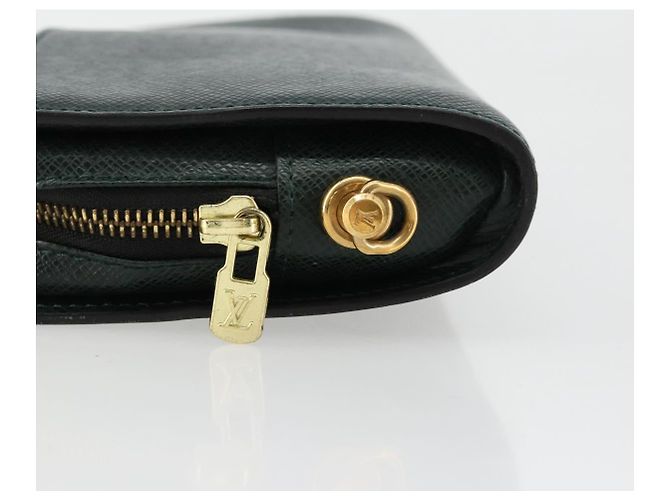LOUIS VUITTON Bolso de mano Taiga Baikal Epicea M30184 LV Auth BA12765 - vista 8