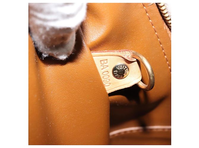 LOUIS VUITTON Monogram Vernis Tompkins Square Bag Bronze M91103 LV Auth 180705 Bronzo - vista 12