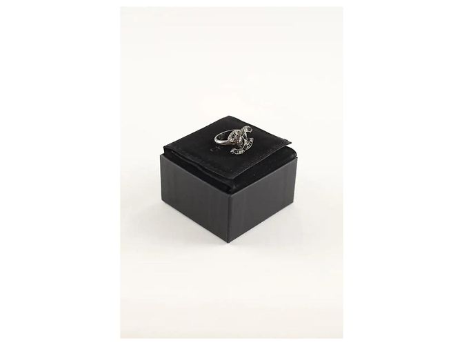 Chanel Anello logo CC con pietre e strass grigi Grigio - vista 5