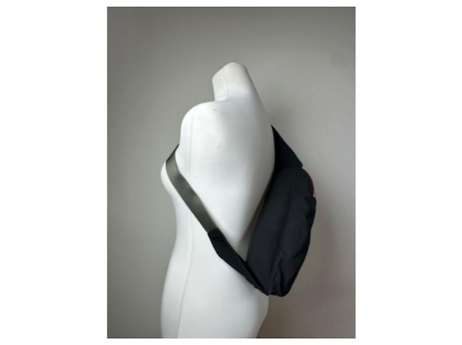 Vintage Prada Linea Rossa Umhängetasche Y2K Schwarz Silber Rot - Ansicht 13