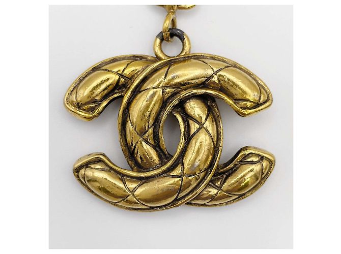 Portachiavi Vintage Chanel Coco Mark Matelassé D'oro - vista 4