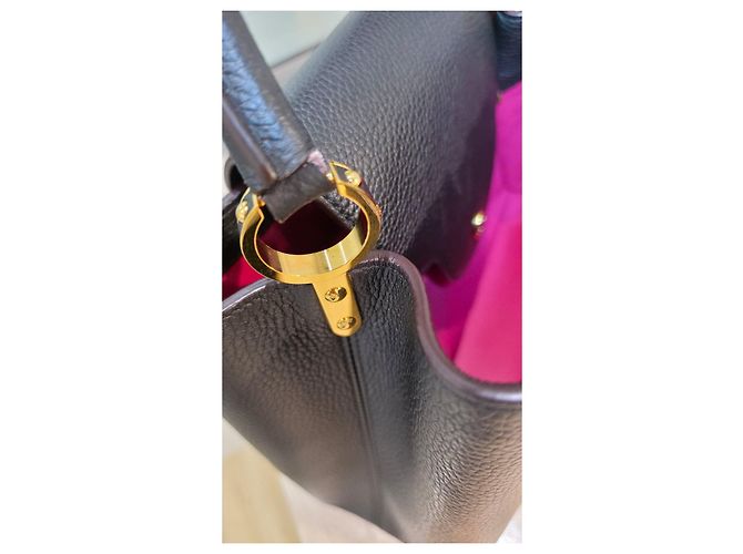 Louis Vuitton Capucines GM Borsa Pelle Granulata Nera Nero - vista 17