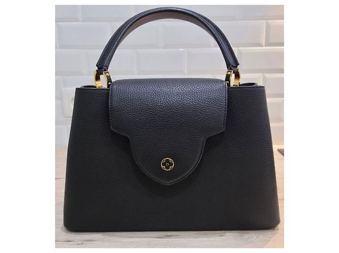Louis Vuitton Capucines GM Borsa Pelle Granulata Nera Nero - vista 2