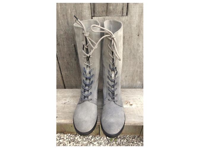 Autre Marque Botas Annette Gortz de nubuck gris - vista 3