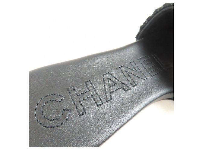 Sandali con design in crochet logo CC di Chanel Nero - vista 10