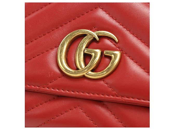 Gucci Bi-Fold-Geldbörse aus rotem gestepptem Leder - Ansicht 4