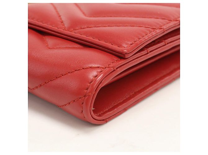 Gucci Bi-Fold-Geldbörse aus rotem gestepptem Leder - Ansicht 5