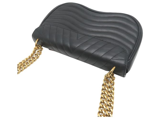 Borsa New Wave Chain Louis Vuitton Nero - vista 4
