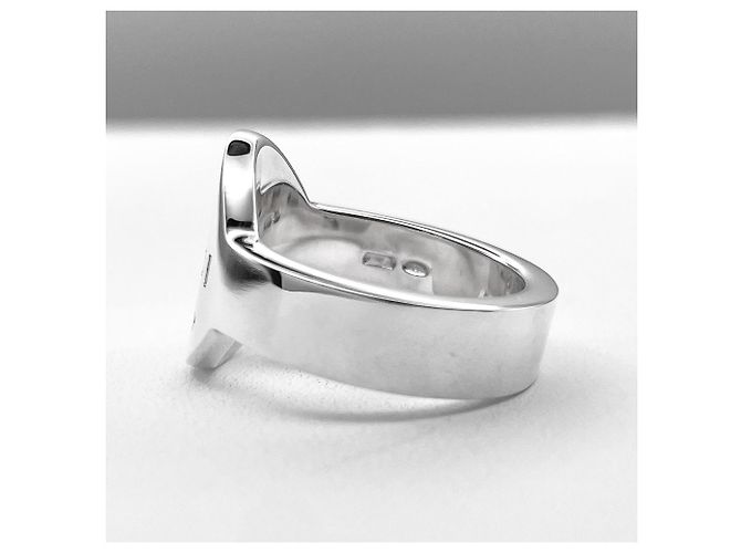 Gucci Ring mit ovalem Logo Silber - Ansicht 2