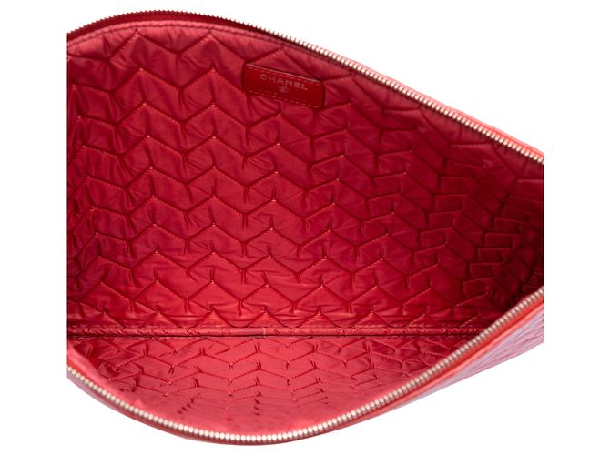 Clutch Chanel Red Large Diagonal Quilted Lambskin O Case Rosso - vista 4