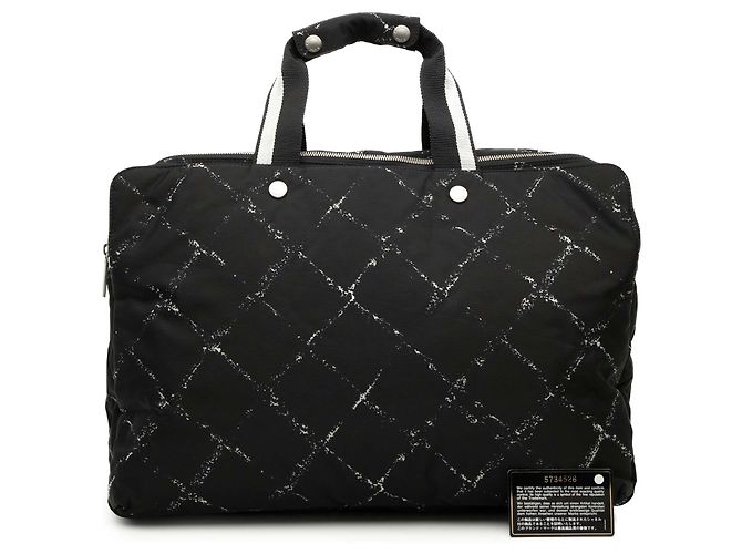 Borsa da viaggio in nylon Chanel Black Old Travel Line Nero - vista 8