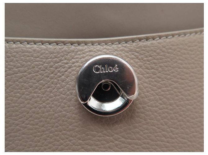 Chloé NUOVA BORSA A MANO CHLOE TESS IN PELLE GRAIN GRIGIA A SPALLA Grigio - vista 9