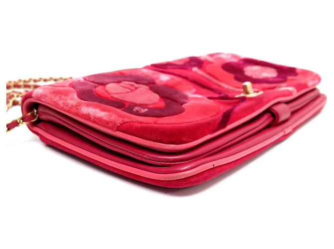 BORSA CHANEL TIMELESS SIMPLE FLAP CAMELIA IN VELLUTO A SPALLA Rosso - vista 3