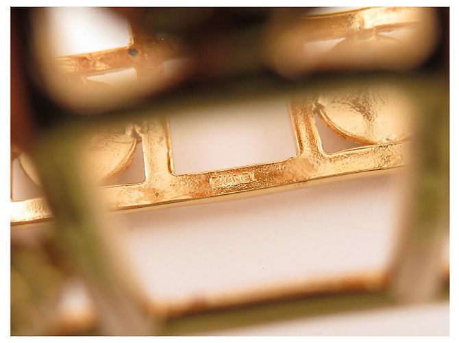 BRACCIALE VINTAGE CHANEL MANCHETTE CAGE CAMELIAS IN METALLO DORATO GOLD BANGLE CUFF D'oro - vista 5