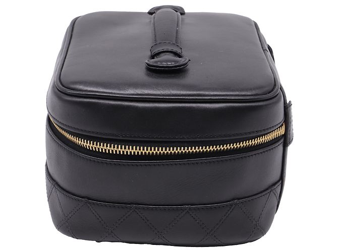 Beauty case Chanel Quilted Accent in pelle di agnello nero - vista 3
